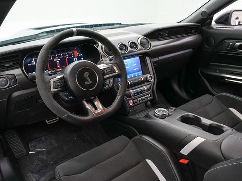 Certified 2022 Ford Mustang Shelby GT500 w/ Technology Package image 35