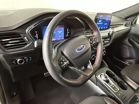 Used 2023 Ford Escape ST-Line AWD/4WD image 14
