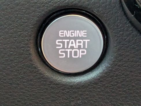 New 2026 Kia Carnival EX FWD image 37