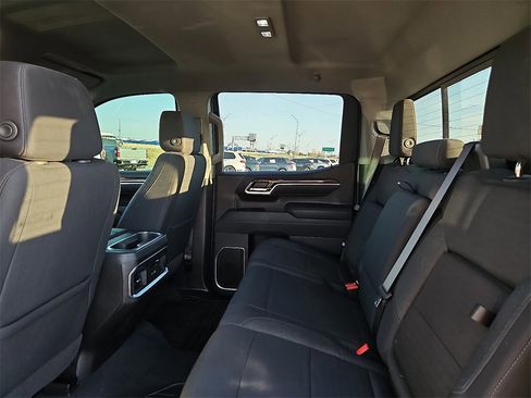 Used 2025 GMC Sierra 1500 Elevation w/ Preferred Package image 18