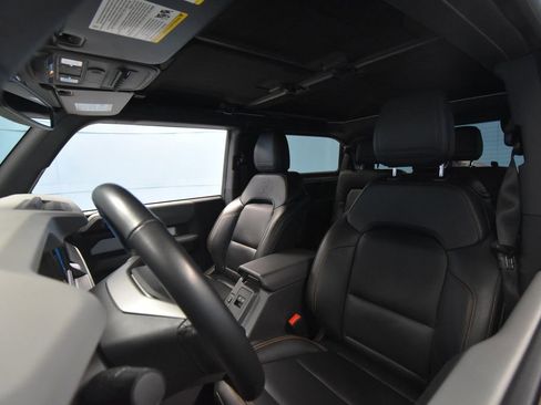 Used 2023 Ford Bronco Badlands w/ Sasquatch Package image 21