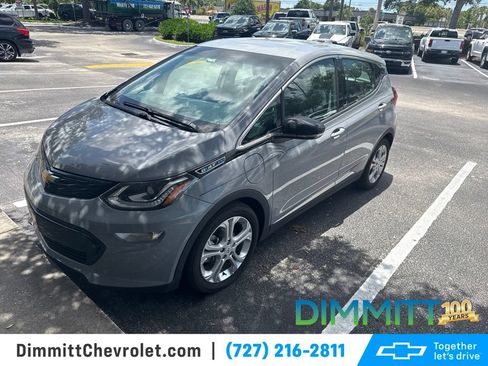 Used 2020 Chevrolet Bolt LT FWD image 1