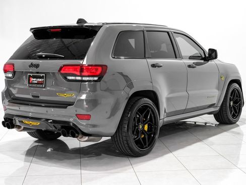 Used 2021 Jeep Grand Cherokee Trackhawk image 4