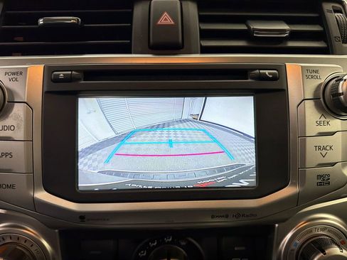 Used 2017 Toyota 4Runner SR5 Premium image 31