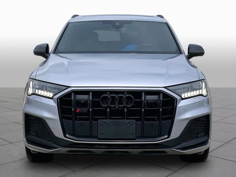Used 2021 Audi SQ7 Prestige AWD/4WD image 3