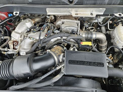 Certified 2018 Chevrolet Silverado 2500 LT AWD/4WD image 33