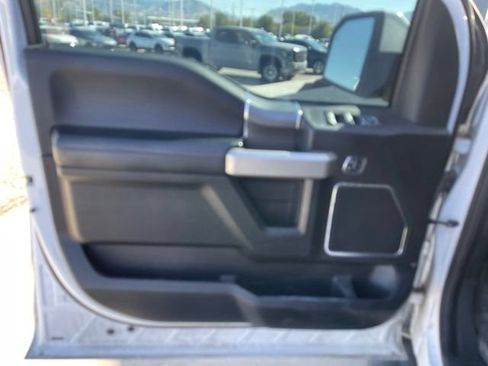Used 2017 Ford F150 Lariat w/ Equipment Group 501A Mid AWD/4WD image 13