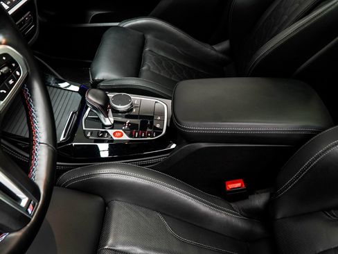 Used 2023 BMW X4 M image 17