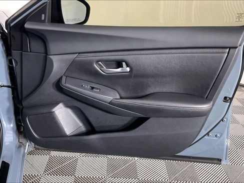 Used 2024 Nissan Sentra SV w/ All-Weather Package FWD image 23