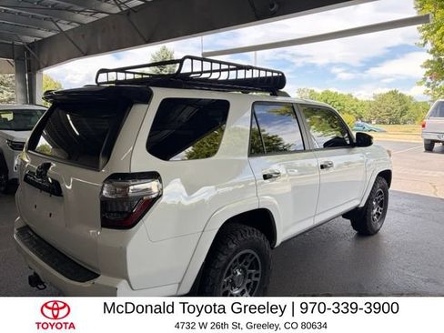 Used 2020 Toyota 4Runner Venture w/ Moonroof Package AWD/4WD image 5