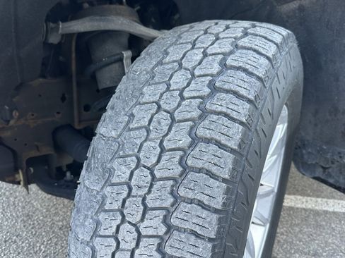 Used 2020 Chevrolet Silverado 1500 LT w/ Fleet Comfort Package image 9