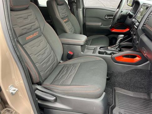 Used 2024 Nissan Frontier PRO-4X w/ Off-Road Protection Package image 27