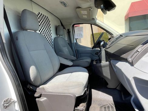 Used 2016 Ford Transit 250 130 Low Roof w/ Exterior Upgrade Package RWD image 19