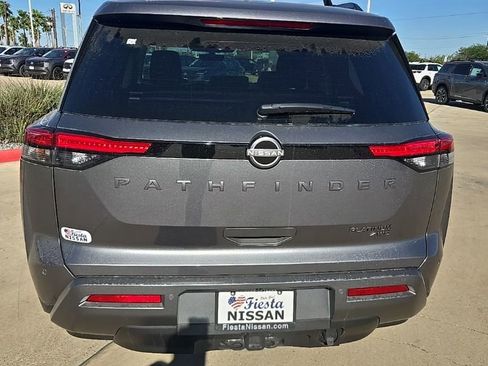 New 2026 Nissan Pathfinder Platinum image 13