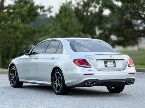 Used 2019 Mercedes-Benz E 300 4MATIC image 10