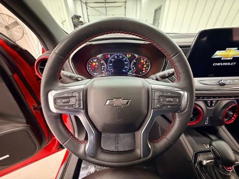 Used 2023 Chevrolet Blazer RS w/ Enhanced Convenience Package image 12