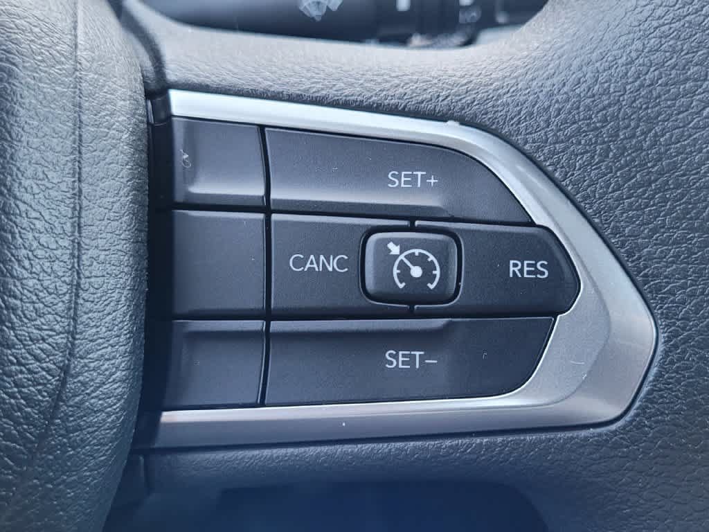 Used 2025 Jeep Compass Sport AWD/4WD image 21