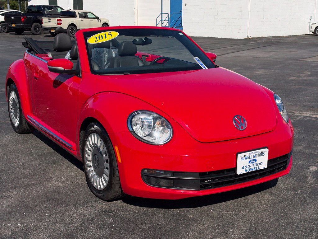 Used 2015 Volkswagen Beetle 1.8T FWD image 1