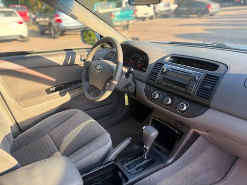 Used 2006 Toyota Camry XLE FWD image 28