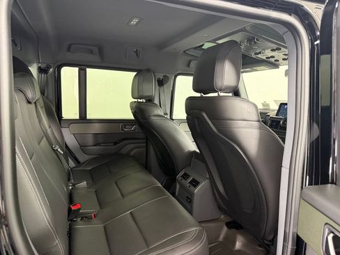 Used 2025 INEOS Grenadier Station Wagon AWD/4WD image 17