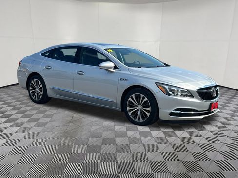 Certified 2019 Buick LaCrosse Essence w/ Sun and Shade Package AWD/4WD image 7