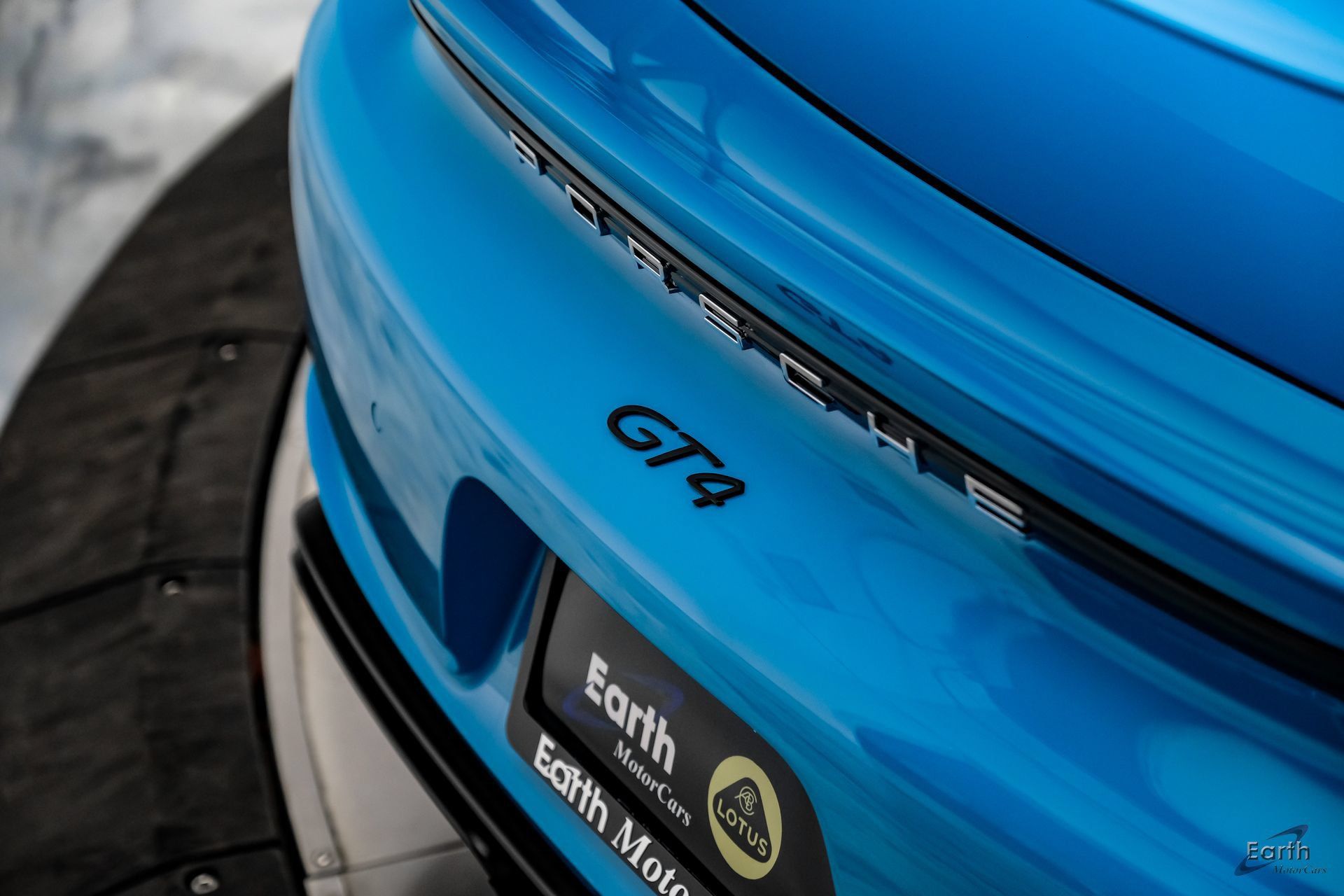 Used 2020 Porsche 718 Cayman GT4 RWD image 36