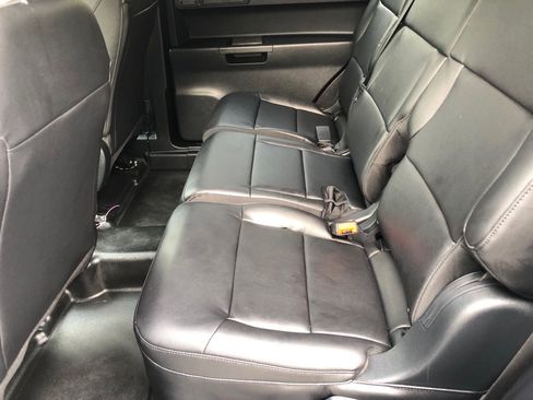 Used 2021 Ford Explorer 4WD Police Interceptor image 23