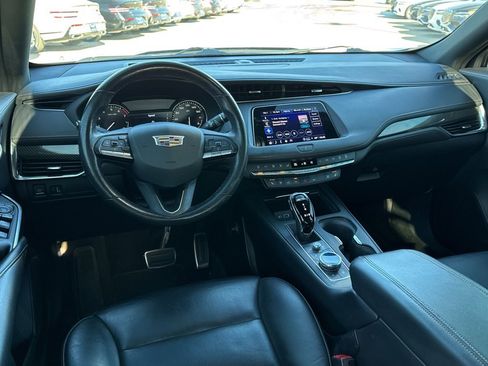 Used 2022 Cadillac XT4 Sport image 7