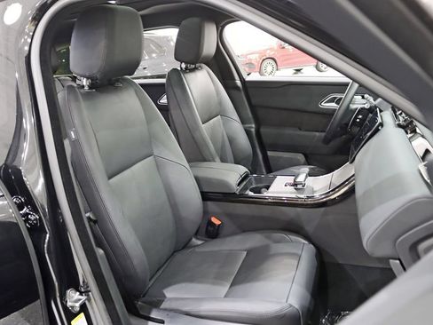 Used 2025 Land Rover Range Rover Velar Dynamic SE AWD/4WD image 28