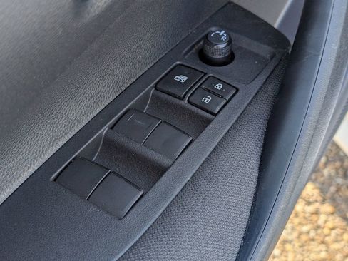 Used 2023 Toyota Corolla LE FWD image 15