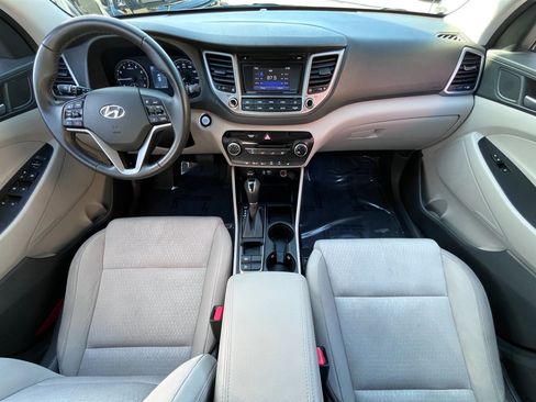 Used 2016 Hyundai Tucson Sport image 16