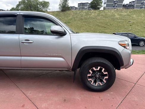 Used 2021 Toyota Tacoma TRD Off-Road w/ Technology Package AWD/4WD image 46