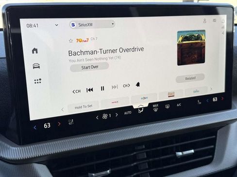 New 2026 Ford Explorer Active w/ Active Comfort Package image 25