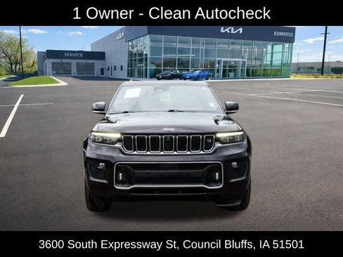 Used 2022 Jeep Grand Cherokee L Overland w/ Advanced Protech Group III AWD/4WD image 2