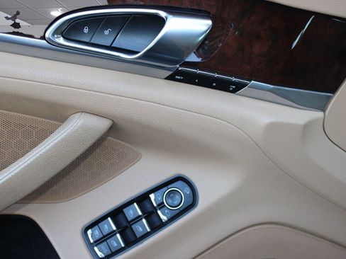 Used 2013 Porsche Panamera Platinum Edition image 12