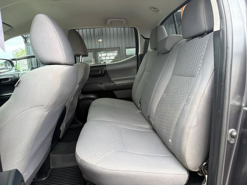 Used 2021 Toyota Tacoma SR AWD/4WD image 16