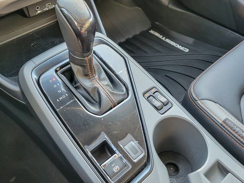 Certified 2025 Subaru Crosstrek 2.5i Limited w/ Popular Package #3A image 13