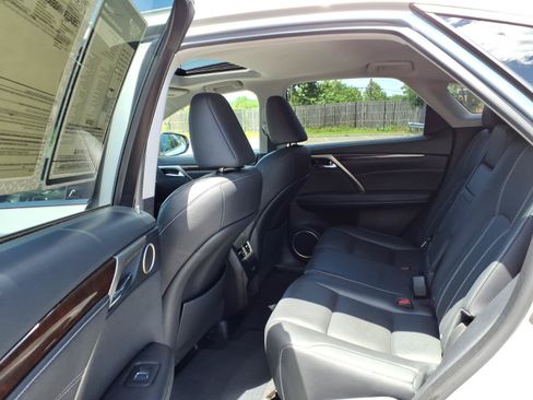 Used 2018 Lexus RX 350 AWD w/ Premium Package image 16
