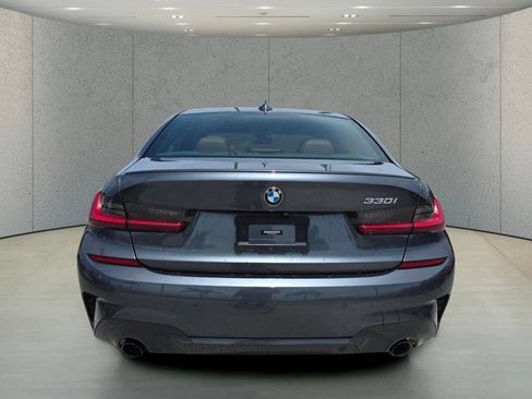 Used 2022 BMW 330i Sedan w/ M Sport Package RWD image 6