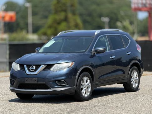 Used 2015 Nissan Rogue SV AWD/4WD image 6