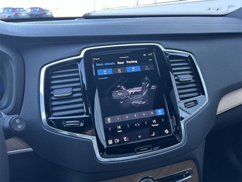 Certified 2024 Volvo XC90 T8 Plus w/ Protection Package image 21