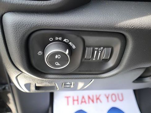 New 2026 RAM 1500 4x4 Crew Cab image 19