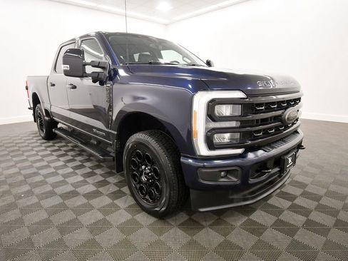 Used 2023 Ford F250 Lariat w/ Black Appearance Package AWD/4WD image 10