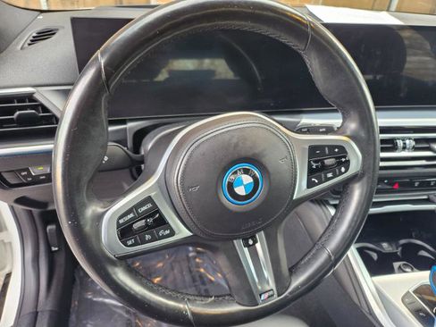 Used 2023 BMW i4 eDrive40 w/ M Sport Package image 39
