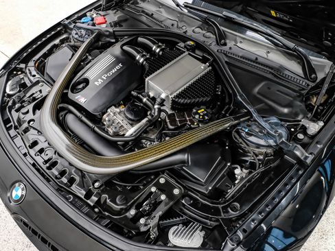 Used 2019 BMW M4 Coupe w/ Competition Package RWD image 41