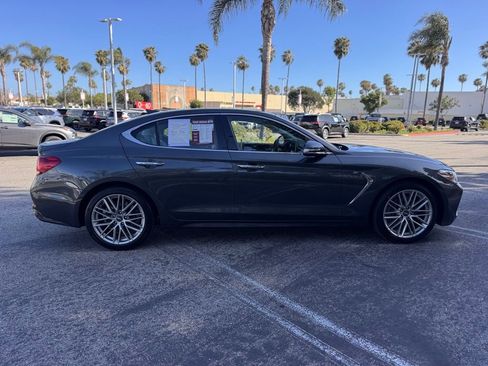 Used 2021 Genesis G70 2.0T w/ Elite Package RWD image 9
