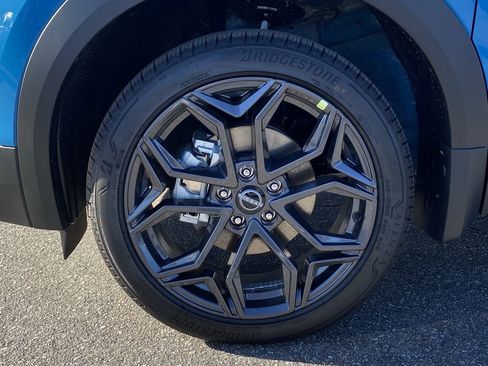 New 2026 Nissan Kicks SR image 7