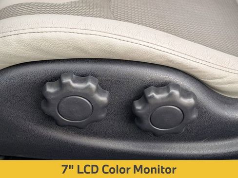 Used 2010 Nissan 370Z Touring w/ Sport Pkg image 17