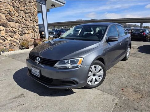 Used 2011 Volkswagen Jetta SE FWD image 7