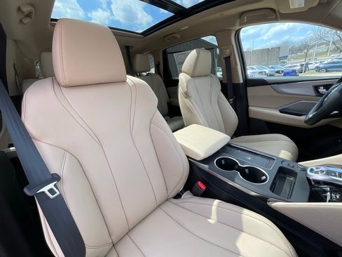 New 2026 Acura MDX SH-AWD image 18